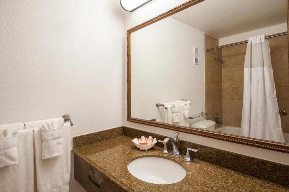 Beachcomber Resort & Club